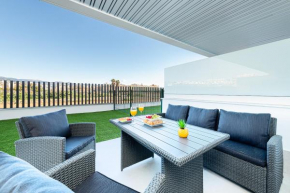 WintowinRentals Exclusive Apartment with a Large Terrace in the Coastal Paradise of Torre del Mar Torre Del Mar